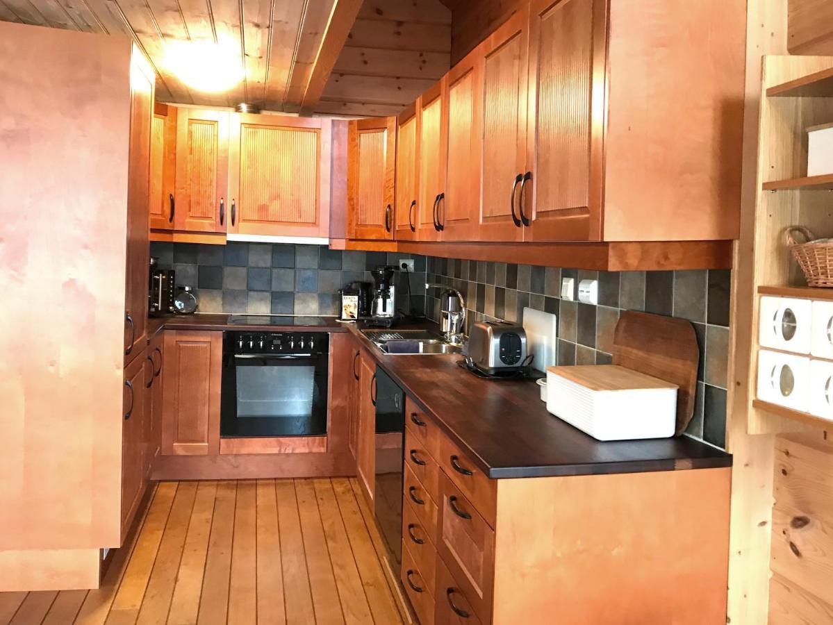 Seaside 3-Bedroom House Svelgen 外观 照片